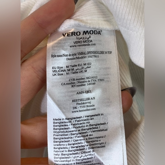 Vero Moda White Ribbed Off-Shoulder Top - Picture 5 of 7